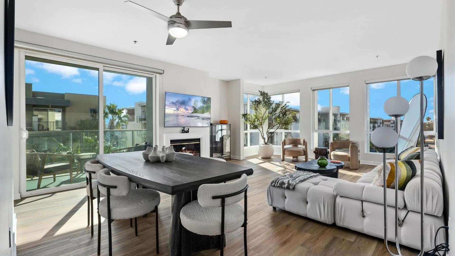 Coastal Bliss - Luxe 2Br Retreat In Mdr - Venice - Sm Los Angeles United States