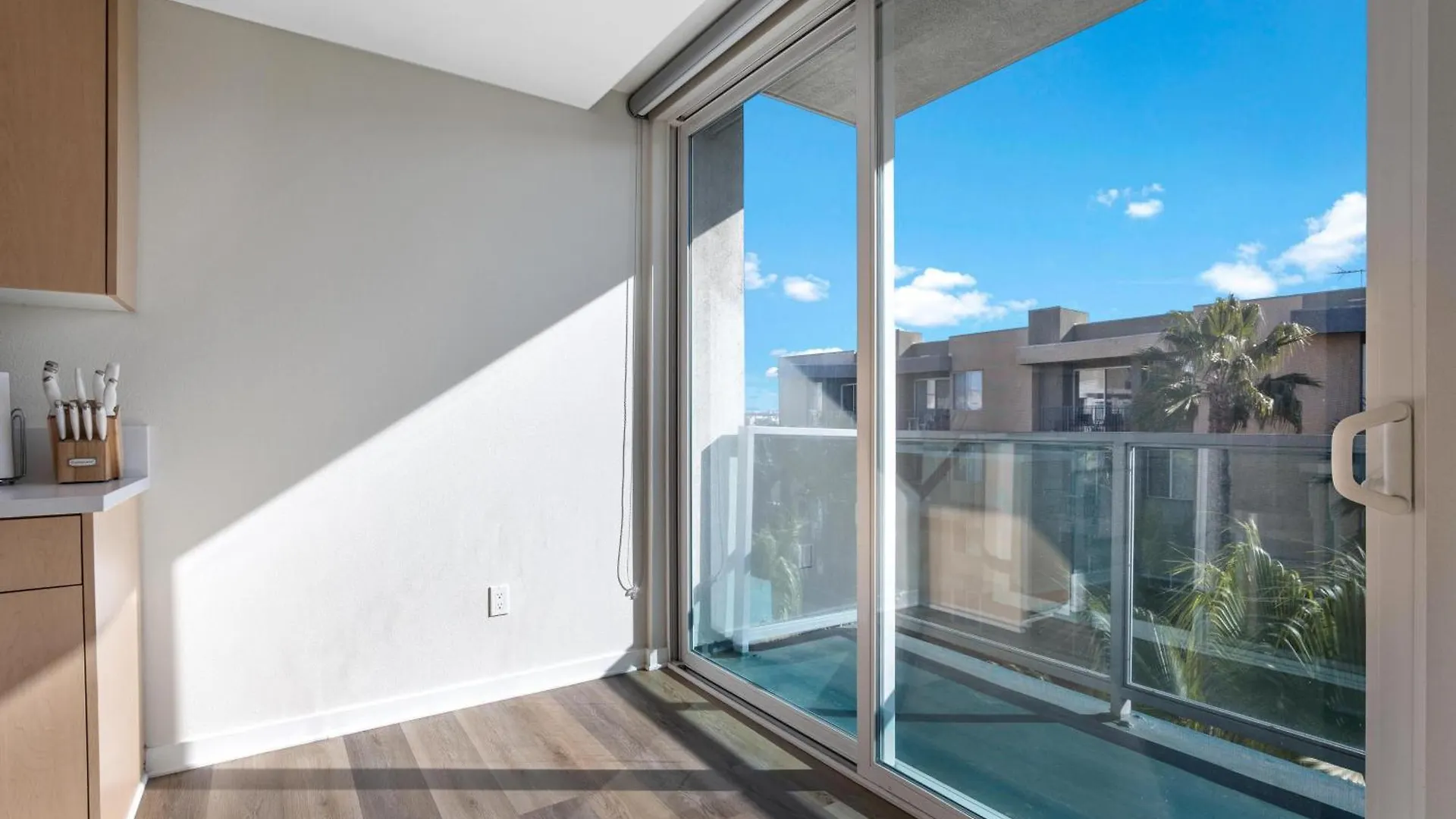 Coastal Bliss - Luxe 2Br Retreat In Mdr - Venice - Sm Los Angeles